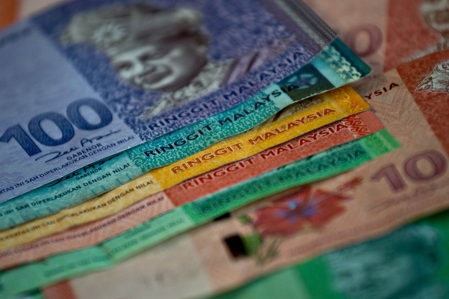 Ringgit's dive expected to boost travel to Malaysia, Government
