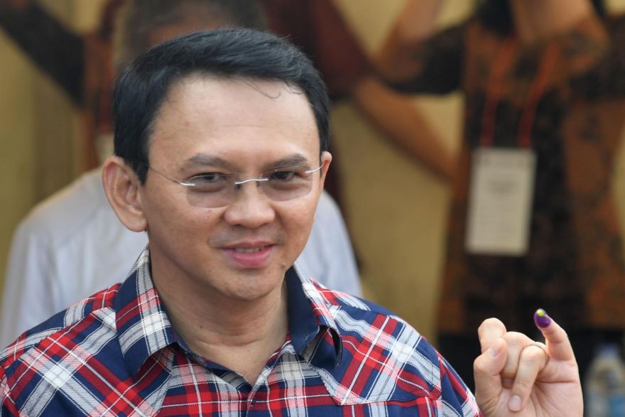 Tycoon backs opponent, looks to oust Ahok in Jakarta elections